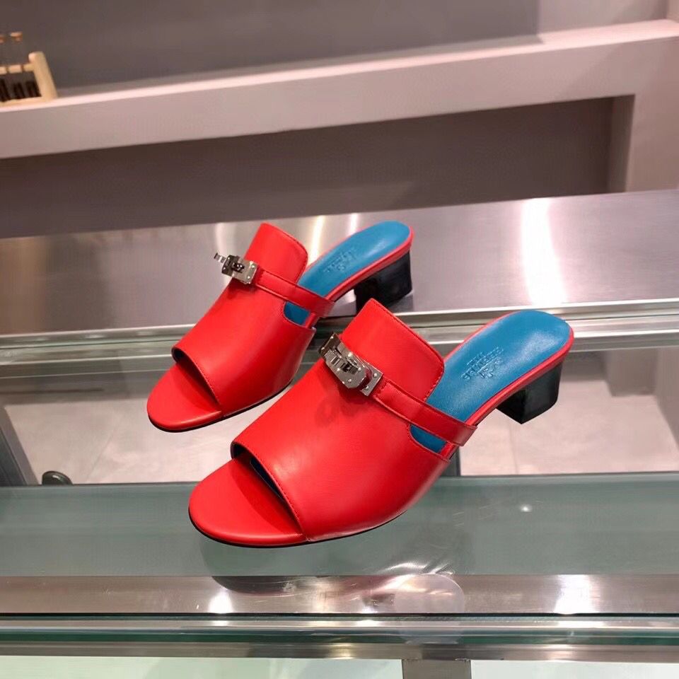 Hermes Candy 40mm Sandals In Red Calfskin - Image 3