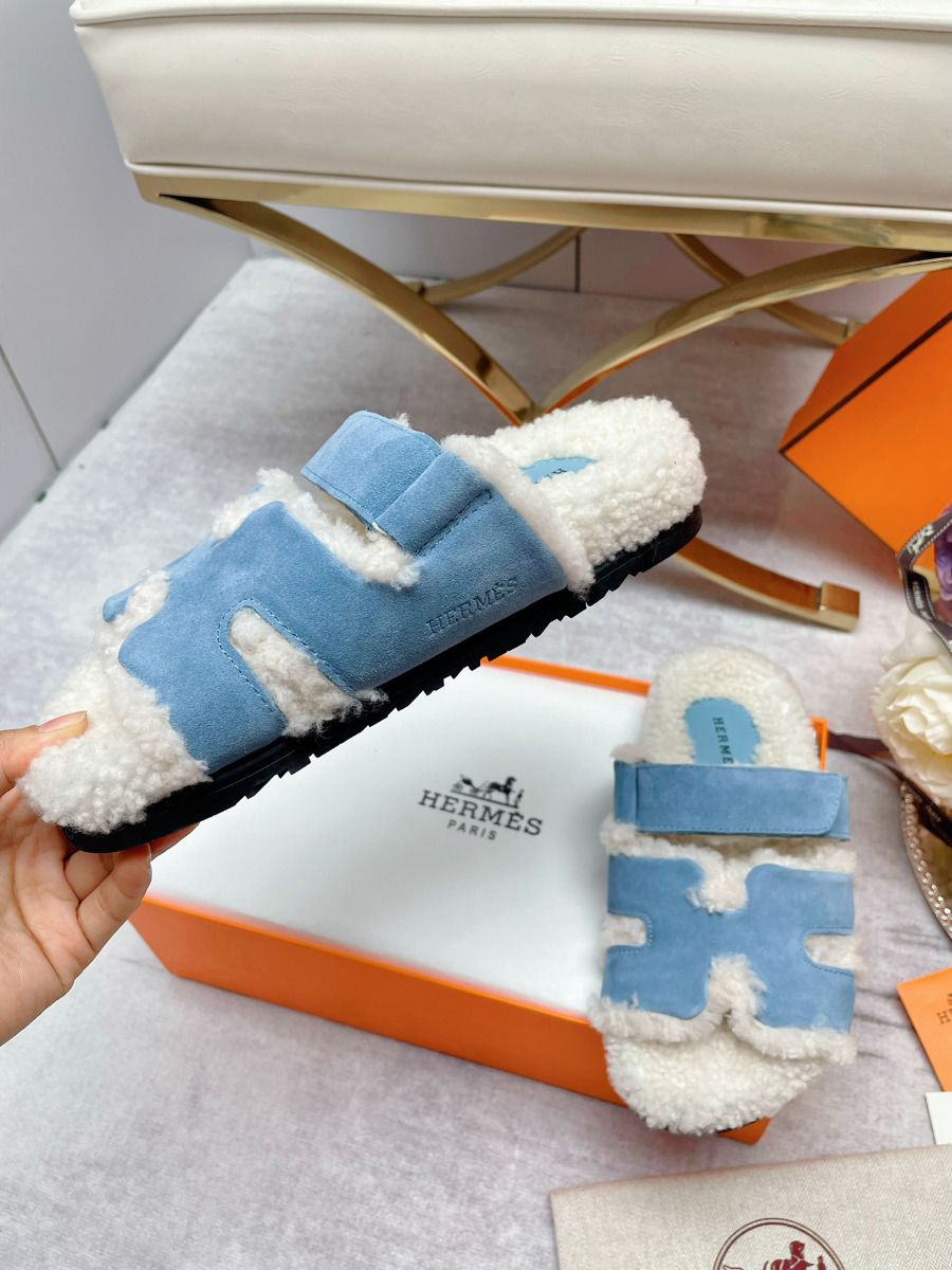 Hermes Women's Chypre Sandals in Blue Suede with Shearling - Image 6