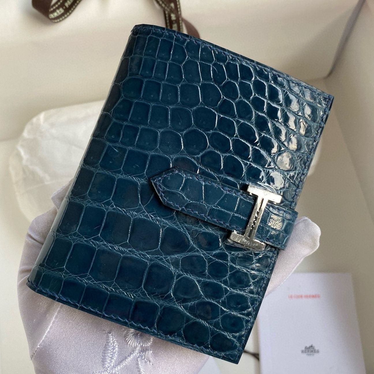 Hermes Bearn Compact Wallet in Cobalt Shiny Alligator Leather