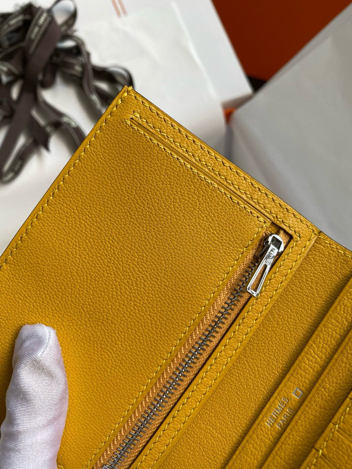 Hermes Bearn Compact Wallet in Jaune Ambre Shiny Alligator Leather - Image 6