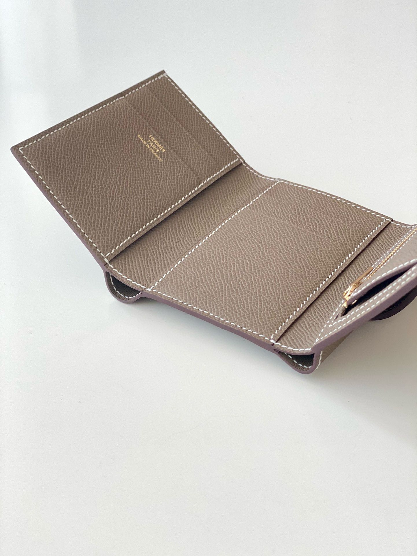 Hermes Bearn Tri-fold Handmade Wallet in Taupe Epsom Leather - Image 3