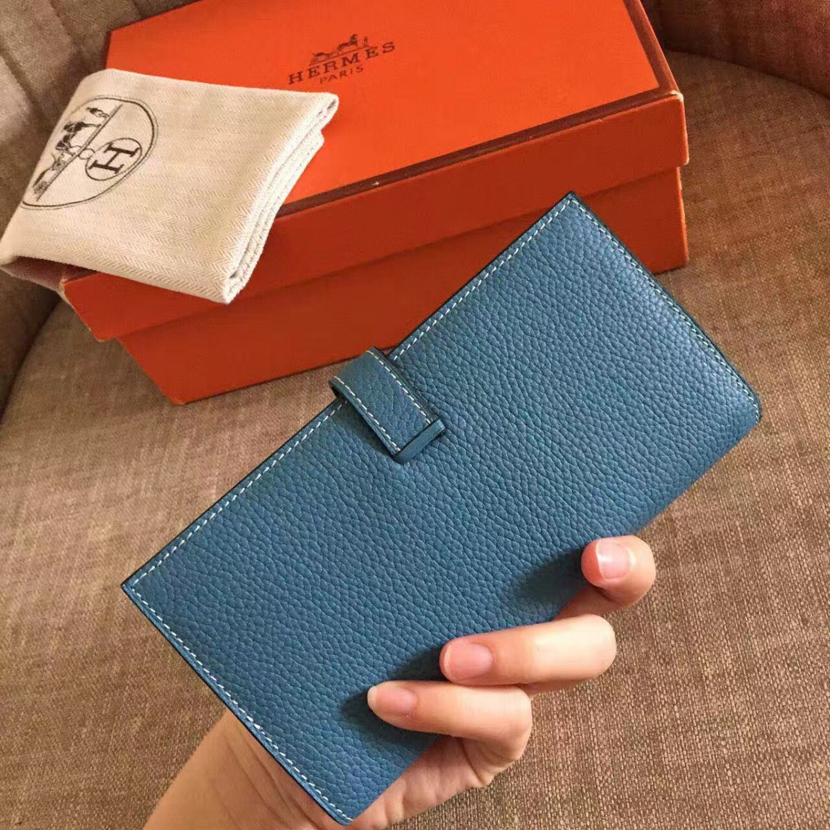 Hermes Blue Jean Clemence Bearn Gusset Wallet - Image 3