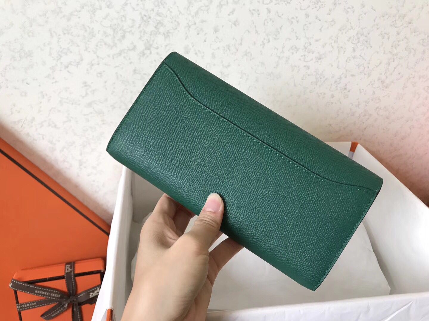Hermes Constance Long Wallet In Malachite Epsom Leather - Image 3