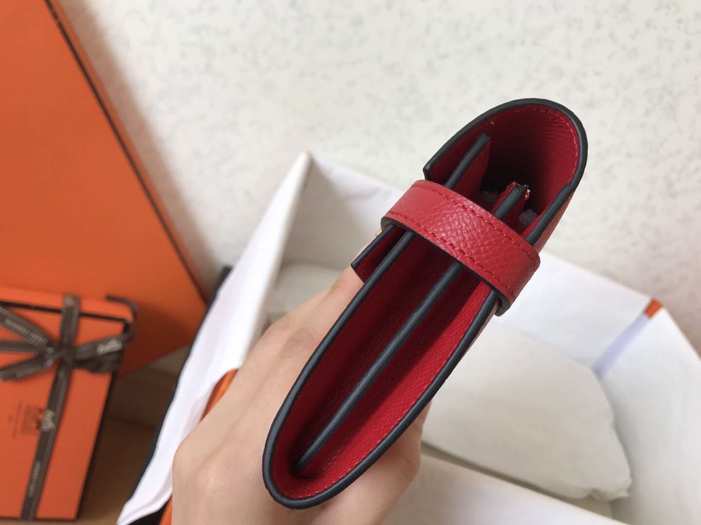 Hermes Kelly Classic Long Wallet In Red Epsom Leather - Image 4