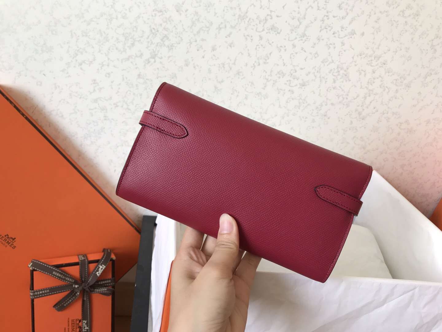 Hermes Kelly Classic Long Wallet In Ruby Epsom Leather - Image 3